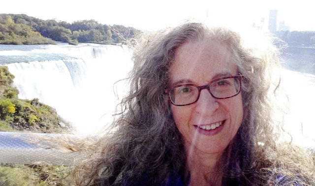 2014-9-29 Joan at Niagara Falls (C)